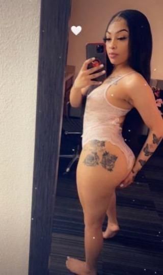 Hey my name is Kitty😻 im the bitch girlfriend girl of your dreams 😍💦 come let me satisfy your everyneed baby 💯💯 🥰 & s...